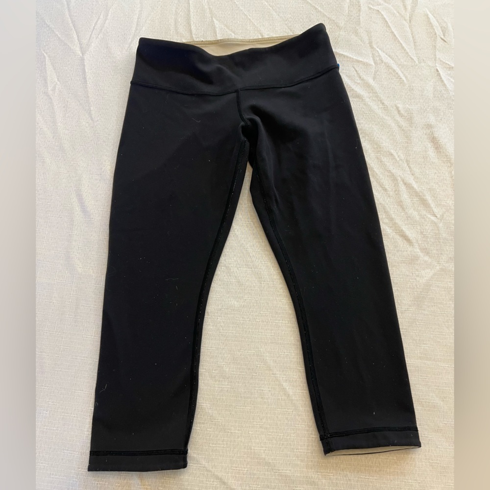 LULULEMON Women’s 21” Inseam Leggings, Size 8